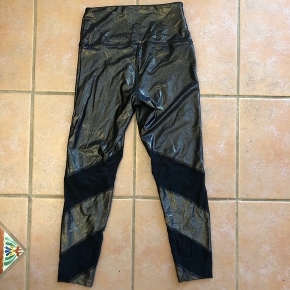 VS PINK Metallic Dark Gold Leggings SZ. S - Picture 2 of 3